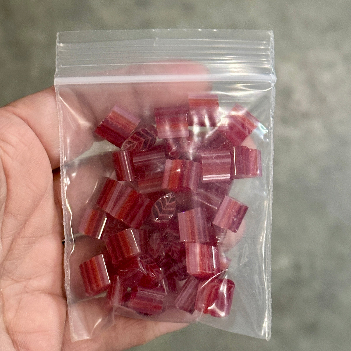 Transparent Red Leaves 1.5 oz coe 90 LEAVES