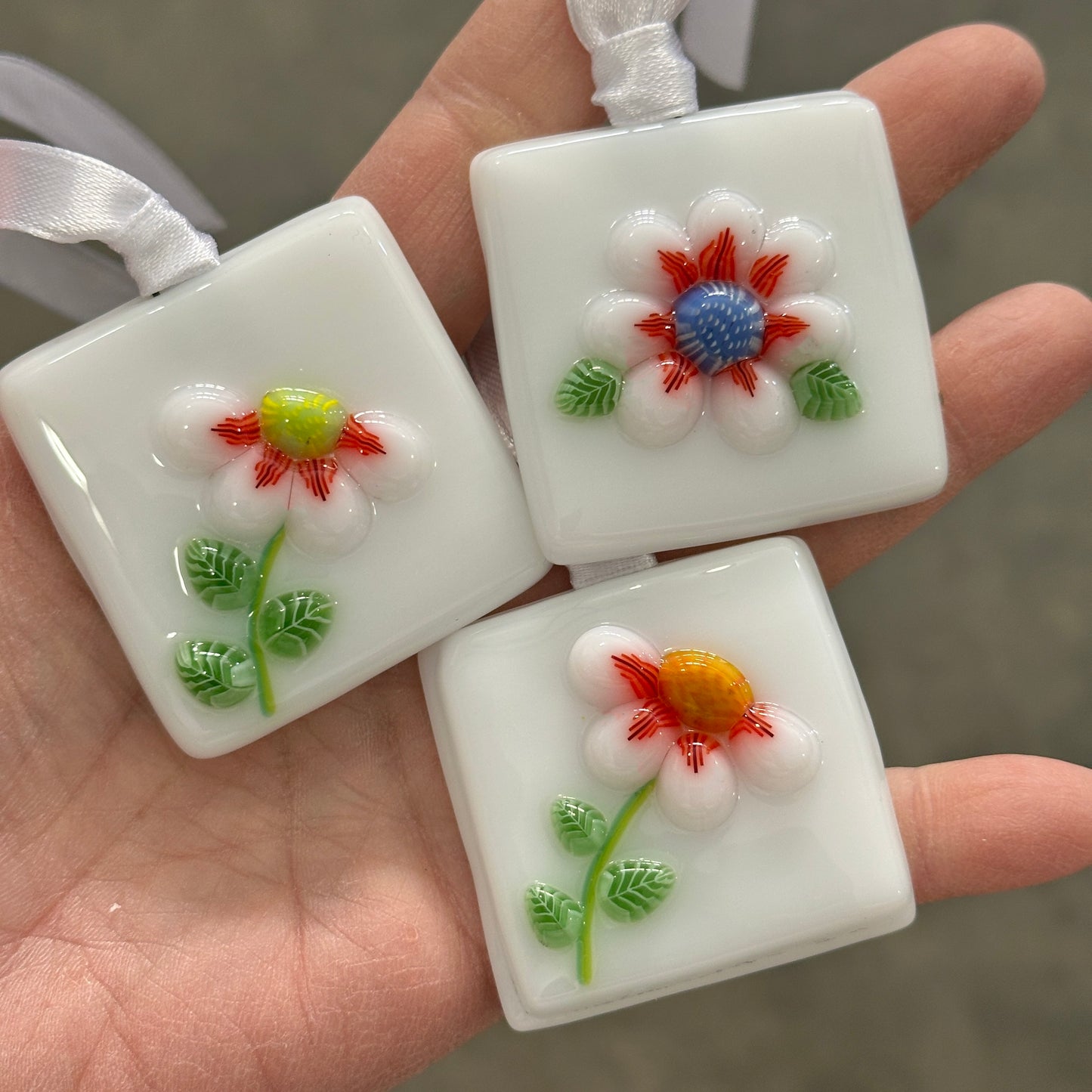 Red and White Petals coe 90 Murrini MIX & MATCH ITEM