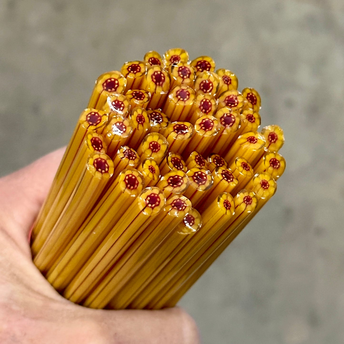 Yellow Daisy coe 90 Flower Murrini SINGLE ROD
