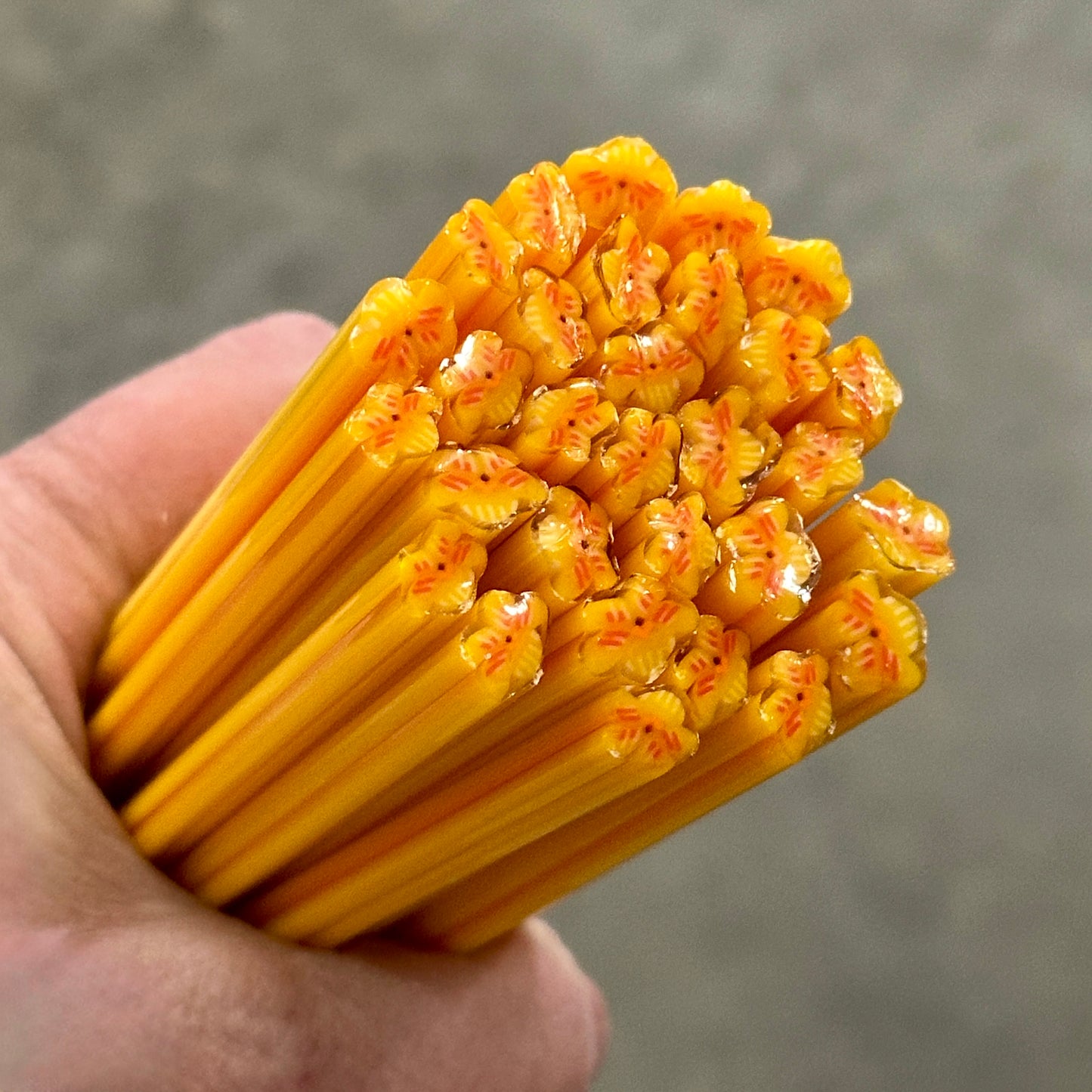 Yellow Pansy coe 90 Flower Murrini SINGLE ROD