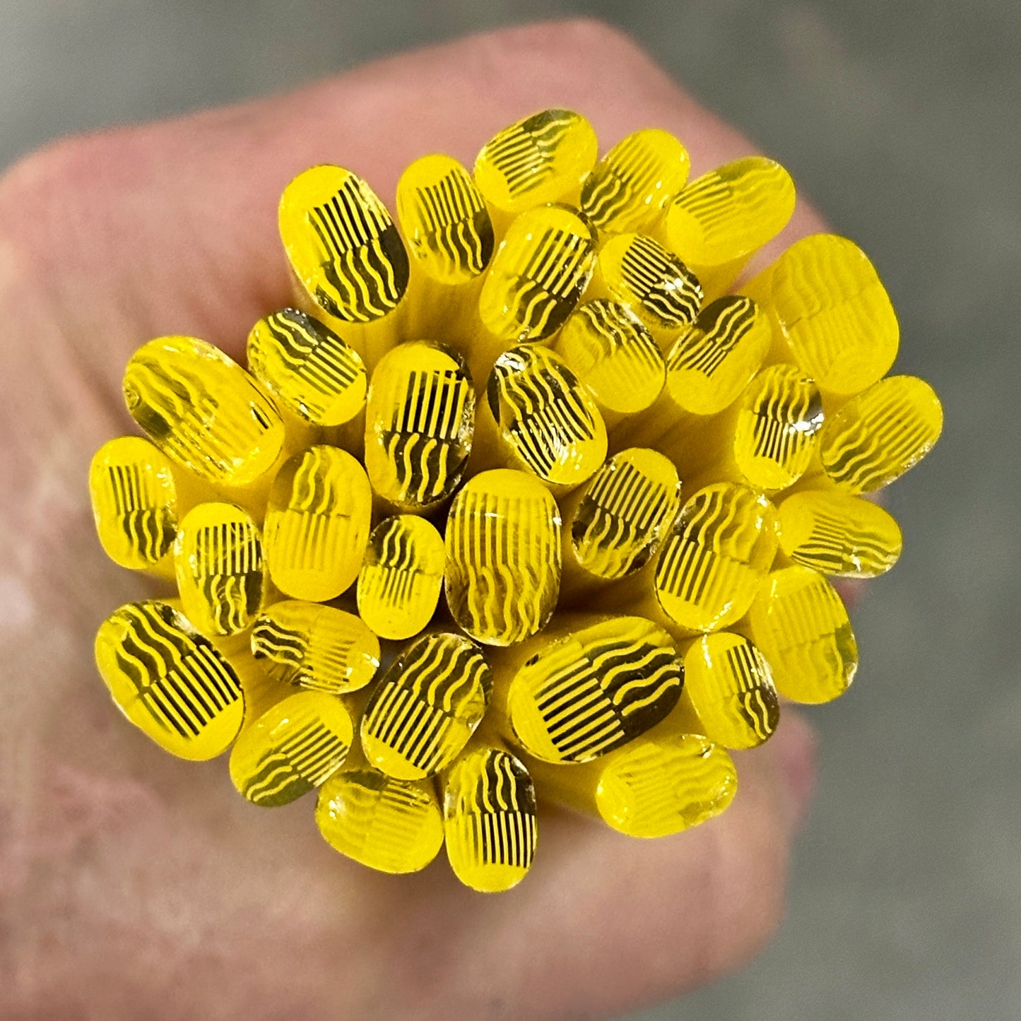 Frilly Jellyfish coe 90 Design Murrini SINGLE ROD
