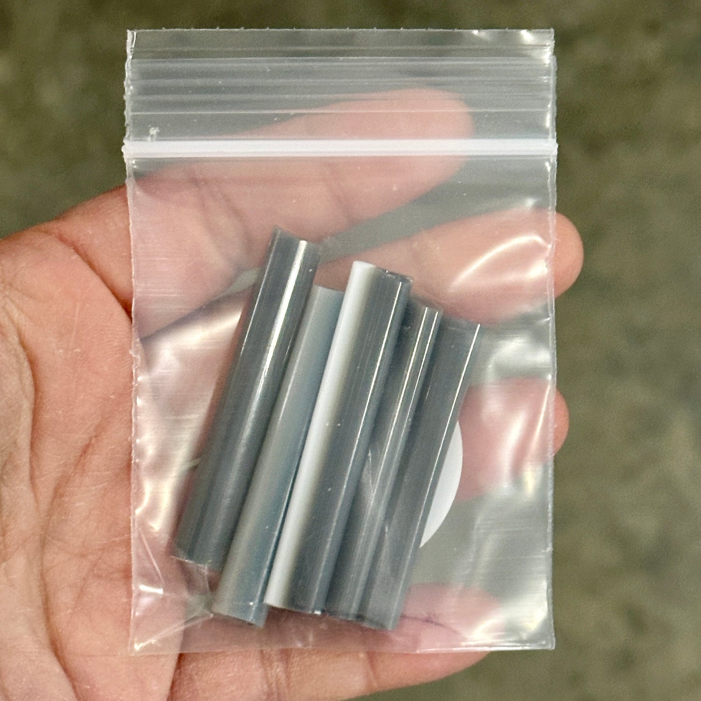 Bailey SMALLER Grey Dog coe 90 Murrini HALF PACKS