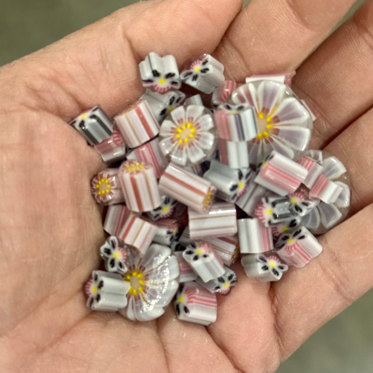 Blushing Pinks 2oz coe 90 Murrini Chunk Mix