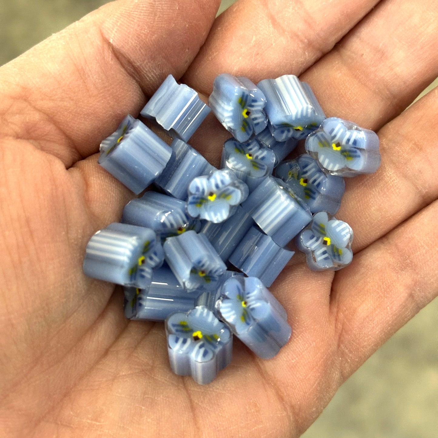 Blue Pansies, 1.5oz, coe 90 Fat Murrini