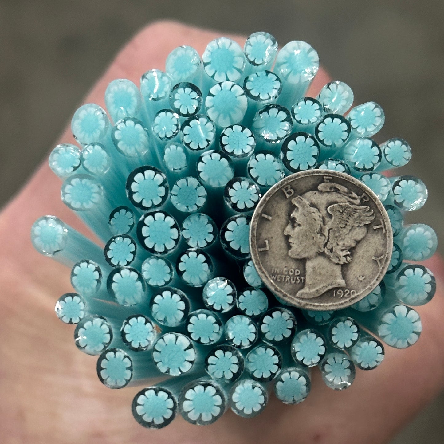 Tiny Aqua Daisies 1oz coe 90 Flower Murrini TINY RODS (NOON)